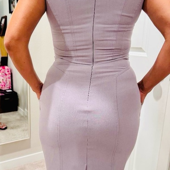 Vince Camuto Vibrant Red and Subtle Gray Apparel - Picture 1 of 4